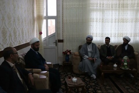 تصاویر/ دیدار امام جمعه قروه با جانبازان این شهرستان به مناسبت روز جانباز