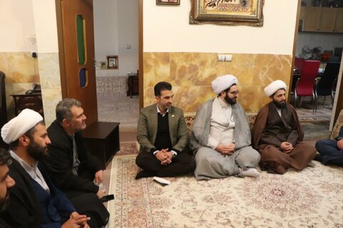 تصاویر/ دیدار امام جمعه قروه با جانبازان این شهرستان به مناسبت روز جانباز