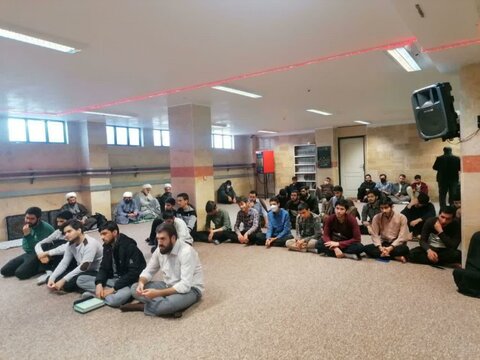 تصاویر/ مراسم تجلیل از طلاب ممتاز مدرسه علمیه امام صادق (ع) قروه