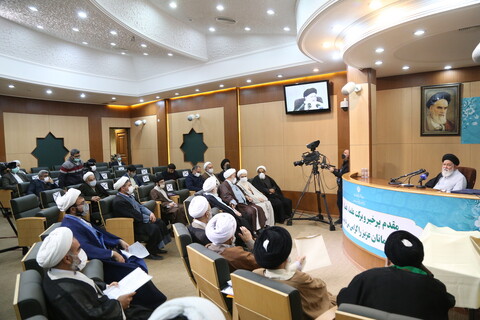 تصاویر / سومین همایش کتاب سال حکومت اسلامی