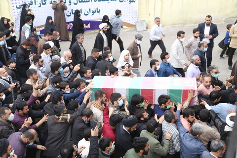 تصاویر / مراسم تشییع شهید مدافع حرم شهید احسان کربلایی پور در قم