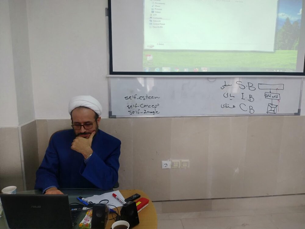 برگزاری کارگاه تخصصی آسیب شناسی روانی در حوزه علمیه خوزستان