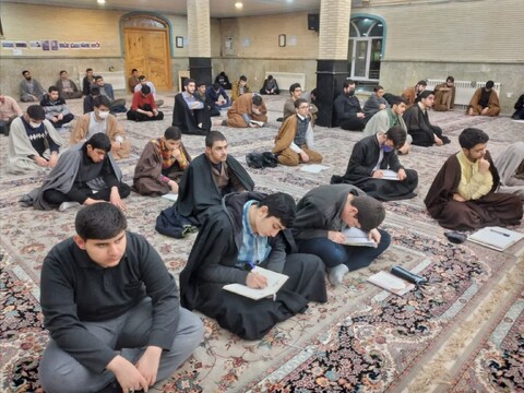 تصاویر/ جلسه اخلاق طلاب مدرسه امام باقر وامام صادق علیهما السلام بناب
