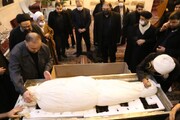 आयतुल्लाह अल्वी गुरगानी के अंतिम संस्कार की विदाई क्रिया का कुम में आयोजन