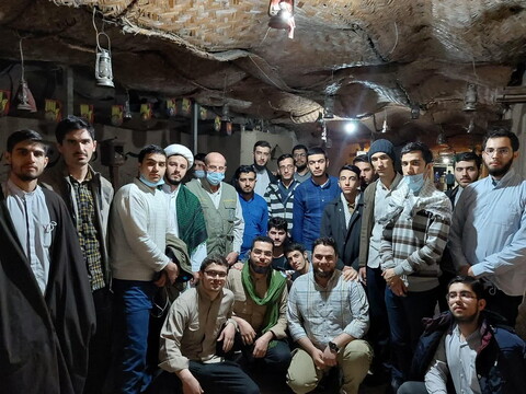 تصاویر / حضور طلاب حوزه علمیه بناب در مناطق جنگی 8 سال دفاع مقدس