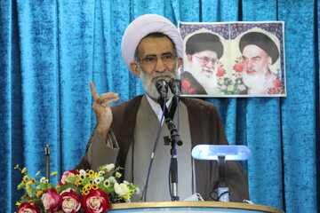 مکتب غدیر، مکتب تمام عیار برای بشریت است