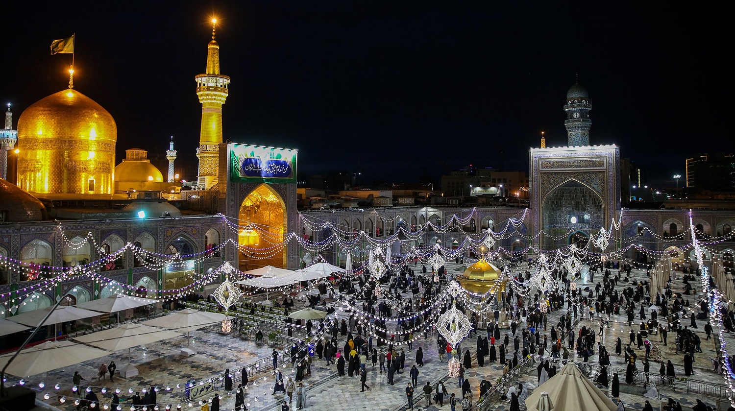 Dutch woman converts to Islam in Imam Reza holy shrine