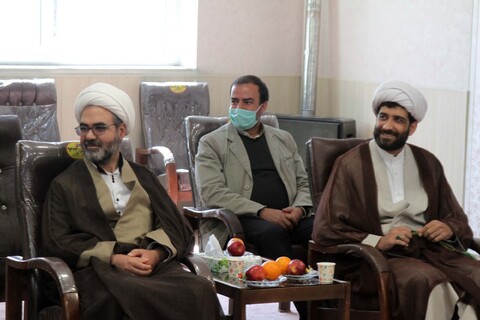 تصاویر / دیدار نوروزی روحانیون با نماینده ولی فقیه در همدان
