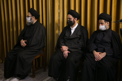 تصاویر/ دیدار بیت آیت الله العظمی علوی گرگانی(ره) با آیت الله العظمی مکارم شیرازی