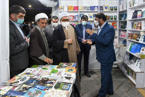 تصاویر/ بازدید تولیت آستان قدس رضوی از نمایشگاه بزرگ بهار زندگی