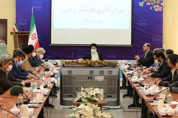 به حساب زمین‌خواران برسید