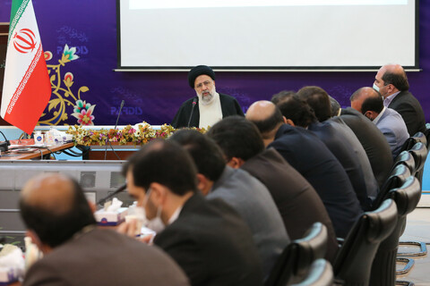تصاویر/ جلسه شورای اداری شهرستان پردیس با حضور رئیس جمهور