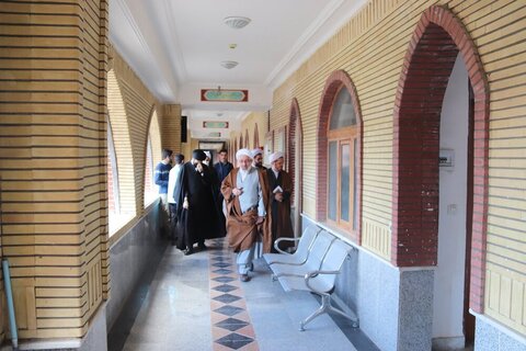بالصور/ زيارة مدير الحوزة العلمية في أذربيجان الغربية إلى مدينة خوي