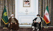 ईरान के राष्ट्रपति आयतुल्लाह सैय्यद इब्राहिम रईसी ने हज़रत इमाम रज़ा अलैहिस्सलाम की ज़ियारत की