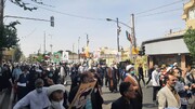 راهپیمایی نمازگزاران جمعه قم در محکومیت اهانت به تمثال امام راحل در میدان مرجعیت + فیلم و عکس