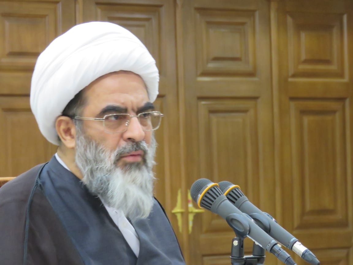 آتش زدن اِلمان میدان مرجعیت کار مردم نیست/ در لحظه لحظه ماه رمضان عنایات خدا سرازیر است