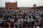 Muslims in India capital break fast at iconic Jama Masjid