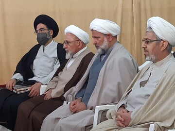 تصاویر/ نشست اساتید تفسیر قرآن کاشان در نخستین روز ماه رمضان