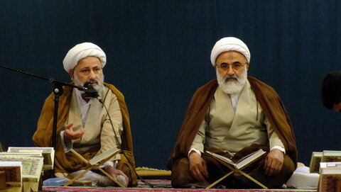 تصاویر / محفل انس با قرآن و بیان احکام شرعی در مدرسه علمیه شیخ الاسلام قزوین