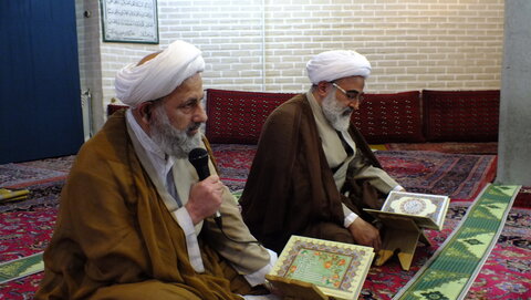 تصاویر / محفل انس با قرآن و بیان احکام شرعی در مدرسه علمیه شیخ الاسلام قزوین