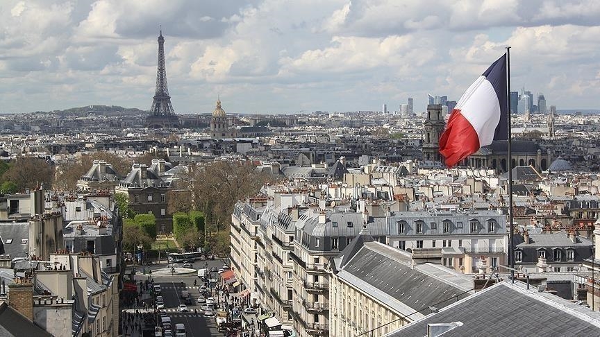 French voters undecided with days to presidential vote