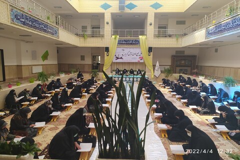 تصاویر/ محفل انس با قرآن در مدرسه علمیه ریحانة الرسول ارومیه