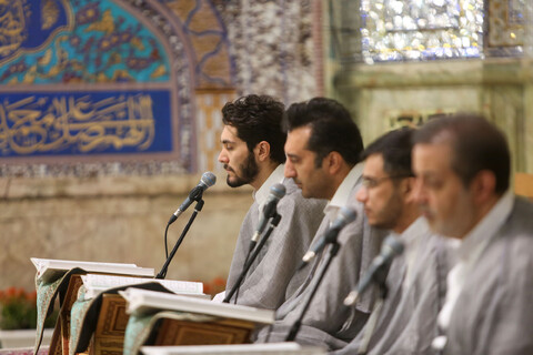 تصاویر/ ترتیل خوانی قرآن کریم در رواق امام خمینی(ره) حرم مطهر رضوی