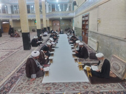 تصاویر/ محفل انس با قرآن در حوزه علمیه بناب