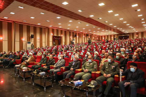 تصاویر / مراسم رونمایی از دستاوردهای ارتش با حضور امام جمعه قزوین