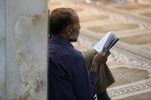 تصاویر/مراسم قرائت دعای ابوحمزه در حرم حضرت زینب بنت موسی بن جعفر