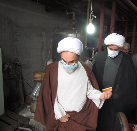 بالصور/ ممثل الولي الفقية في محافظة جيلان يتفقد مدرسة أمير المؤمنين (ع) العلمية في رشت شمالي إيران