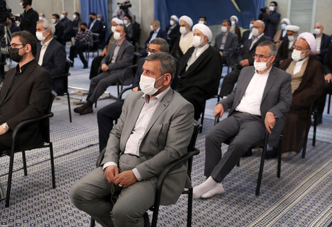دیدار رمضانی مسئولان و کارگزاران نظام با رهبر معظم انقلاب اسلامی