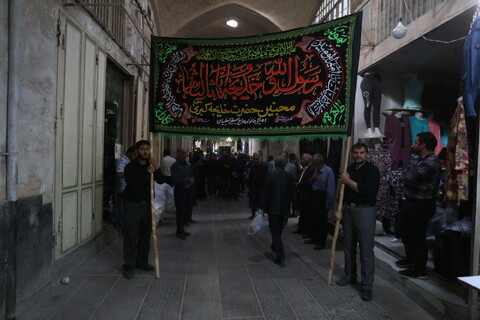 تصاویر/ قافله عزا و سوگواری حضرت خدیجه سلام الله علیها در بازار اصفهان‎‎