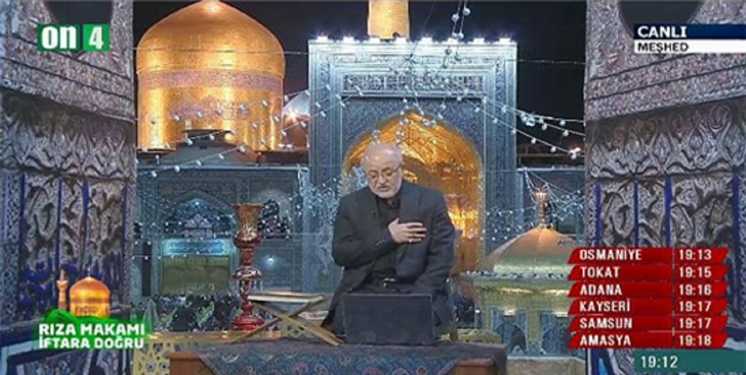 Turks, Azeris welcome Ramadan special program aired from Imam Reza holy shrine