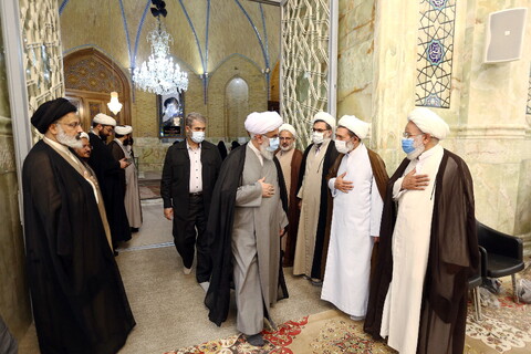 تصاویر/ مراسم بزرگداشت شهدای روحانی حادثه تروریستی حرم رضوی در مسجد اعظم قم