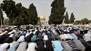 60,000 worshippers attend Friday prayers at Al-Aqsa Mosque