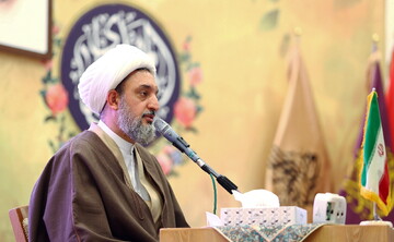 دخترِفاطمی، پس از ازدواج کانون خانواده را متوجه خدا کند/دختر فاطمی دختری است که در عین سادگی، آراسته باشد