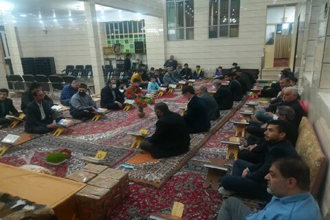 تصاویر/ مراسم تجلیل از قاریان قرآن در خوی