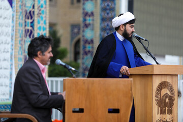 تصاویر/ شب شعر نیکوکاری در صحن امام حسن مجتبی (ع) در حرم رضوی