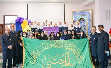 تصاویر/ حضور خادمین حرم عبدالعظیم حسنی(ع) در مدرسه دخترانه لاله ها به مناسبت میلاد امام حسن(ع)