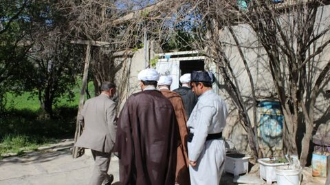 تصاویر/ تکریم نماینده ولی فقیه در کردستان از ائمه جمعه و جماعات شهرستان سروآباد