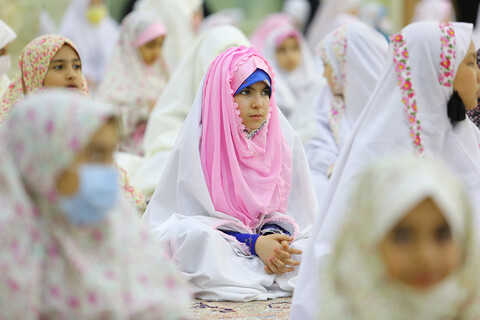 دختران روزه اولی مهمان حرم حضرت معصومه