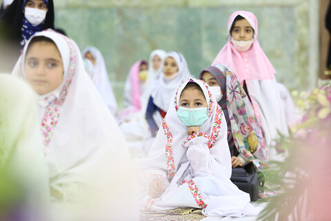 دختران روزه اولی مهمان حرم حضرت معصومه