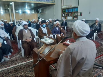 تصاویر/ گردهمایی معاونان آموزش مدارس علمیه منطقه کاشان