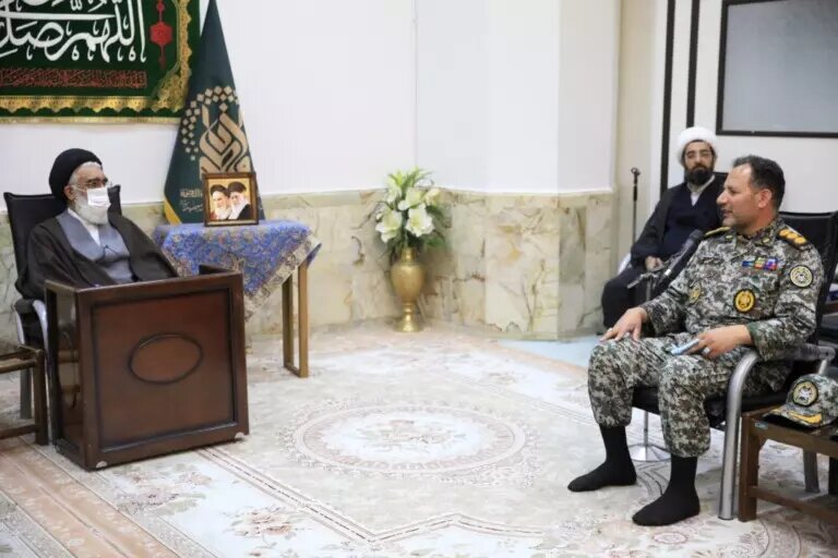 اعتقاد و روحیه فداکاری از عوامل رشد ارتش است