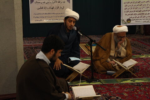 تصاویر / محفل جزء خوانی قرآن کریم با حضور طلاب مدرسه علمیه شیخ الاسلام  قزوین