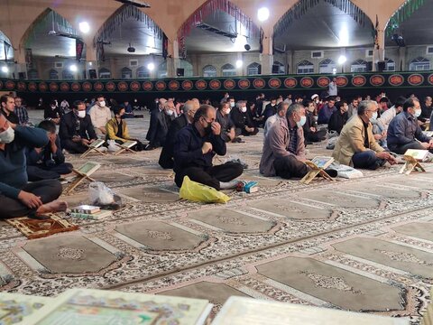 گزارش تصویری مراسم احیاء شب نوزدهم ماه مبارک رمضان در یاسوج