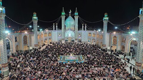 تصاویر/ مراسم احیا سب نوزدهم ماه مبارک رمضان در حرم  مطهرحضرت محمد هلال بن علی(ع)آران وبیدگل