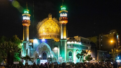 تصاویر/ مراسم احیاء شب بیست و یکم ماه مبارک رمضان در مسجد امام صادق (ع)