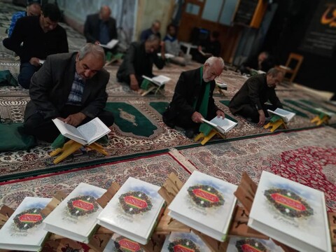 تصاویر: مراسم جزء خوانی قرآن درشب بیست وسوم ماه مبارک رمضان دراستان مقدس علی بن باقر(ع)اردهال کاشان